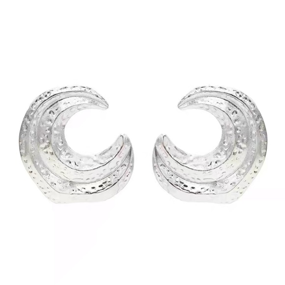 💕LAST ONE Moon shape earrings gold silver - Picture 2 of 6